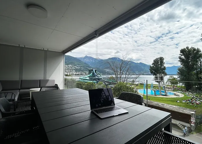 Family Apartment, Near The Whit Private Park * Локарно