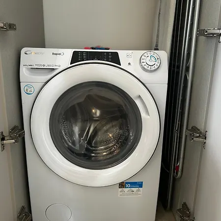 Family Apartment, Near The Whit Private Park * Λοκάρνο