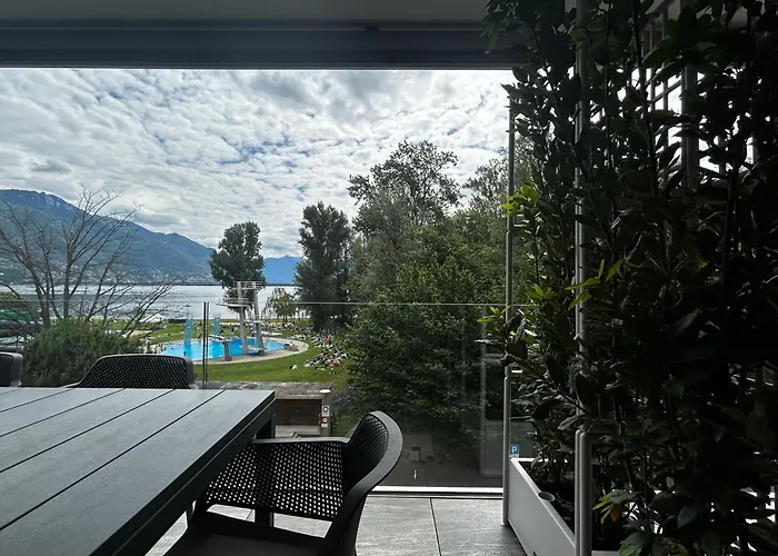 Family Apartment, Near The Whit Private Park * Locarno