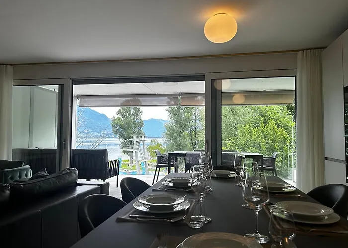 Family Apartment, Near The Whit Private Park * Locarno