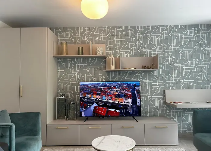 Family Apartment, Near The Whit Private Park * Locarno